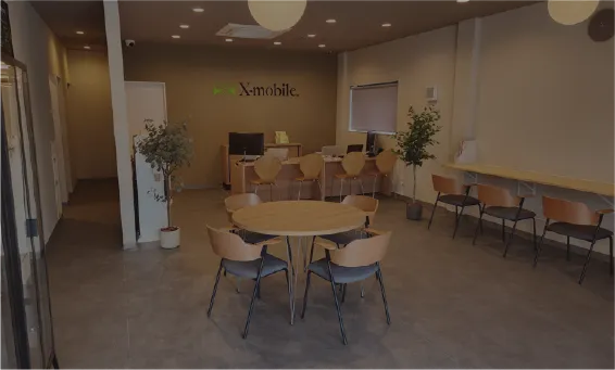 X-mobile前橋店の店舗内観