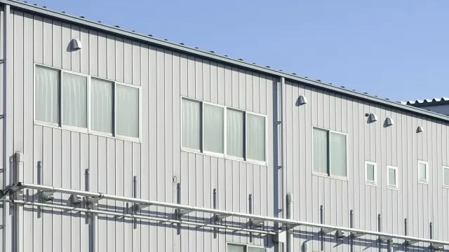 オフィス建物の外壁