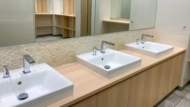 オフィスの洗面台